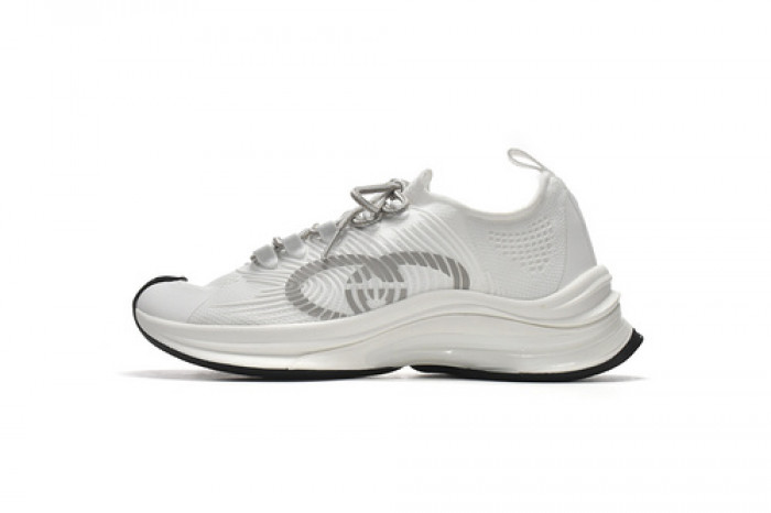G*u*i run sneakers white